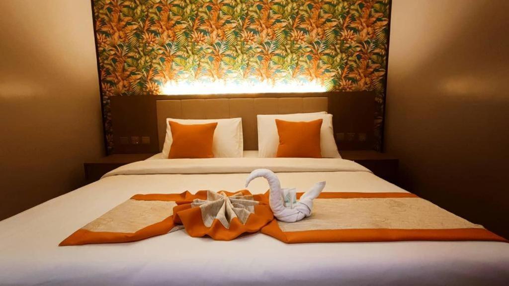 Hotel John Panglao-stad Buitenkant foto